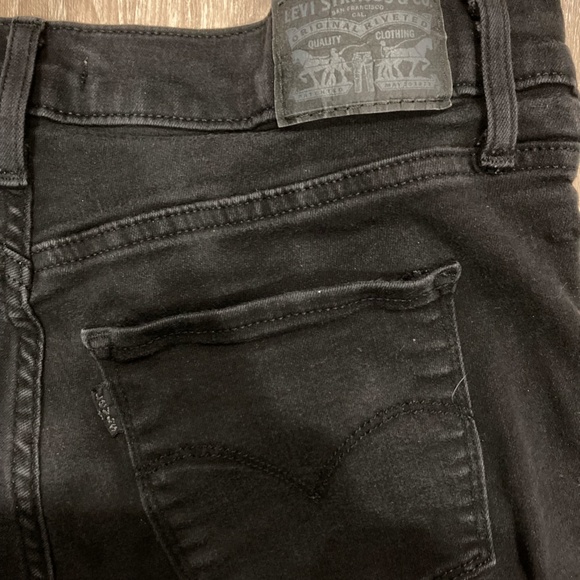 Levis 311 - Shaping Skinny - Picture 2 of 6